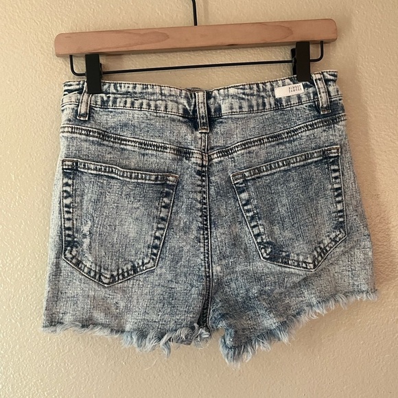 ALMOST FAMOUS Super High Rise Shorts 2 for $22 βοΈ - Picture 5 of 6